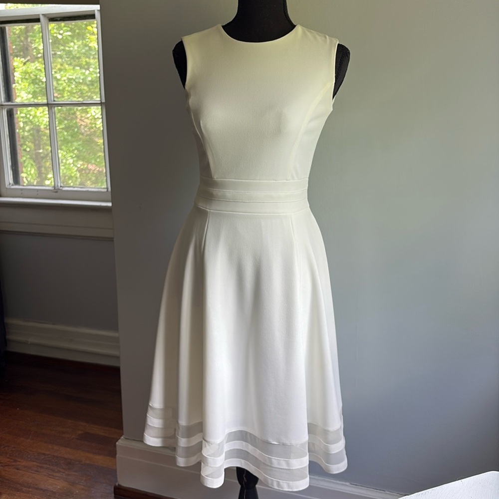 Calvin Klein White Fit and Flair Strapless Bridal/Graduation Dress Size 2